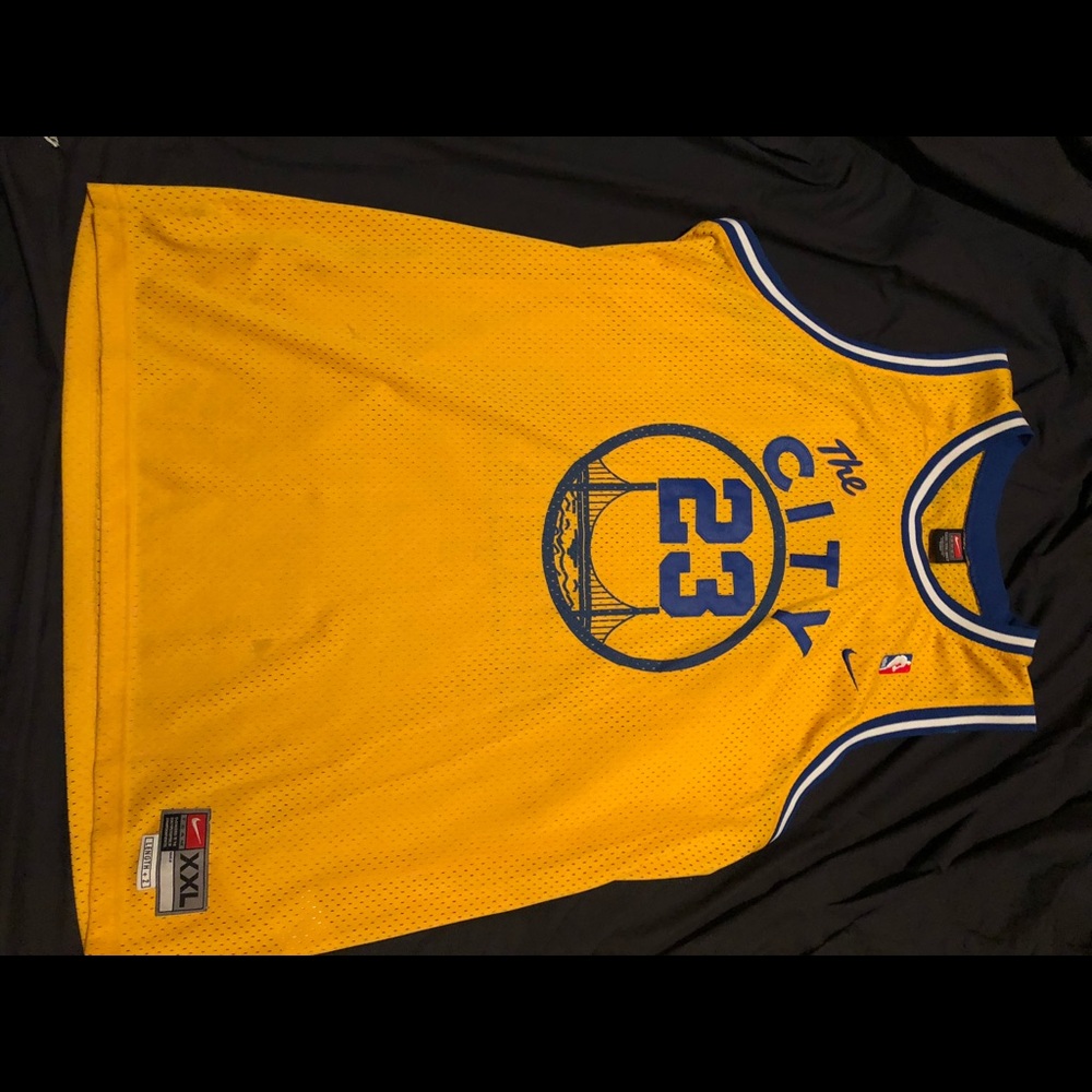 Vintage rare Nike team the city stitched jersey